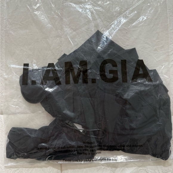 I AM GIA Nerina Long Sleeve Top - Picture 7 of 9